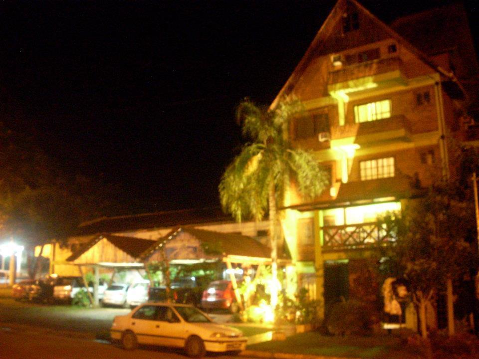 Hotel Los Abuelos El Soberbio Exterior photo